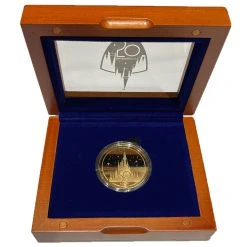 Brand new ???? Disney Collectors Coin - Walt Disney World 50th Anniversary ????